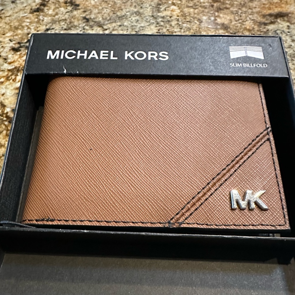 NWT Michael Kors Brown Slim Billfold Wallet